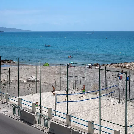 Appartement Le Berkeley, Renove 1 Chambre, Front De Mer, Parking, Ac